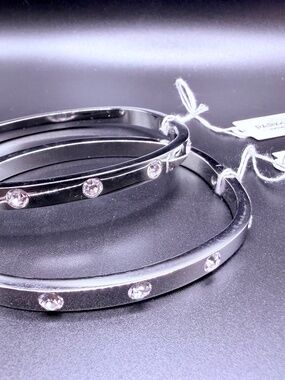 NWT Park Lane Jewelry Jewel Bracelet Silver Hinged Crystal Bangle - Set of 2